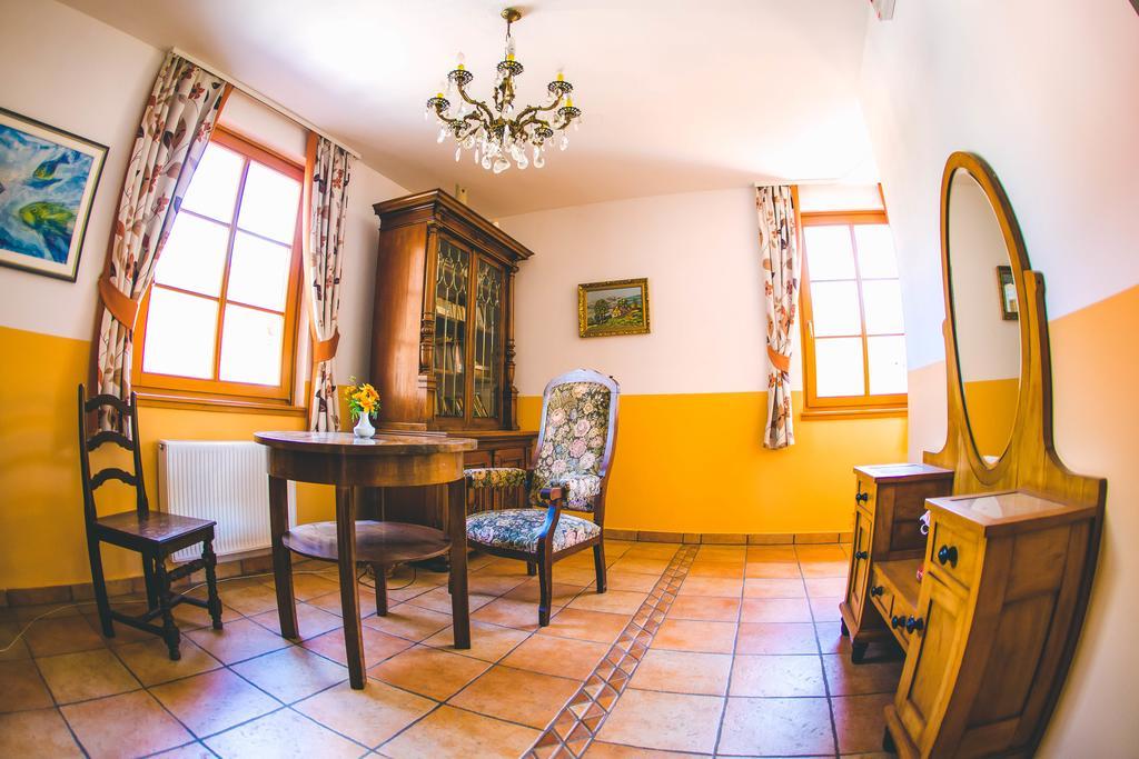 Hotel Kovac Osilnica Exterior photo